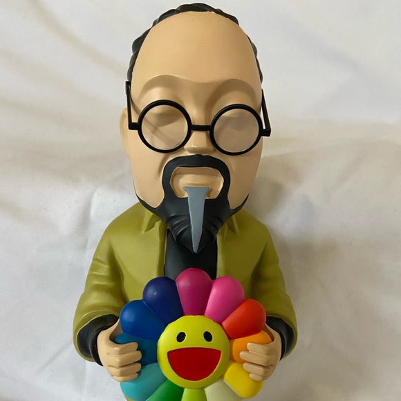 Takashi Murakami Figure - Picture 4 of 15